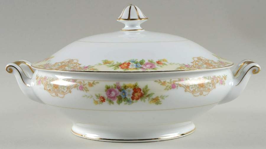 Mystery #117 Round Covered Vegetable by Noritake-1