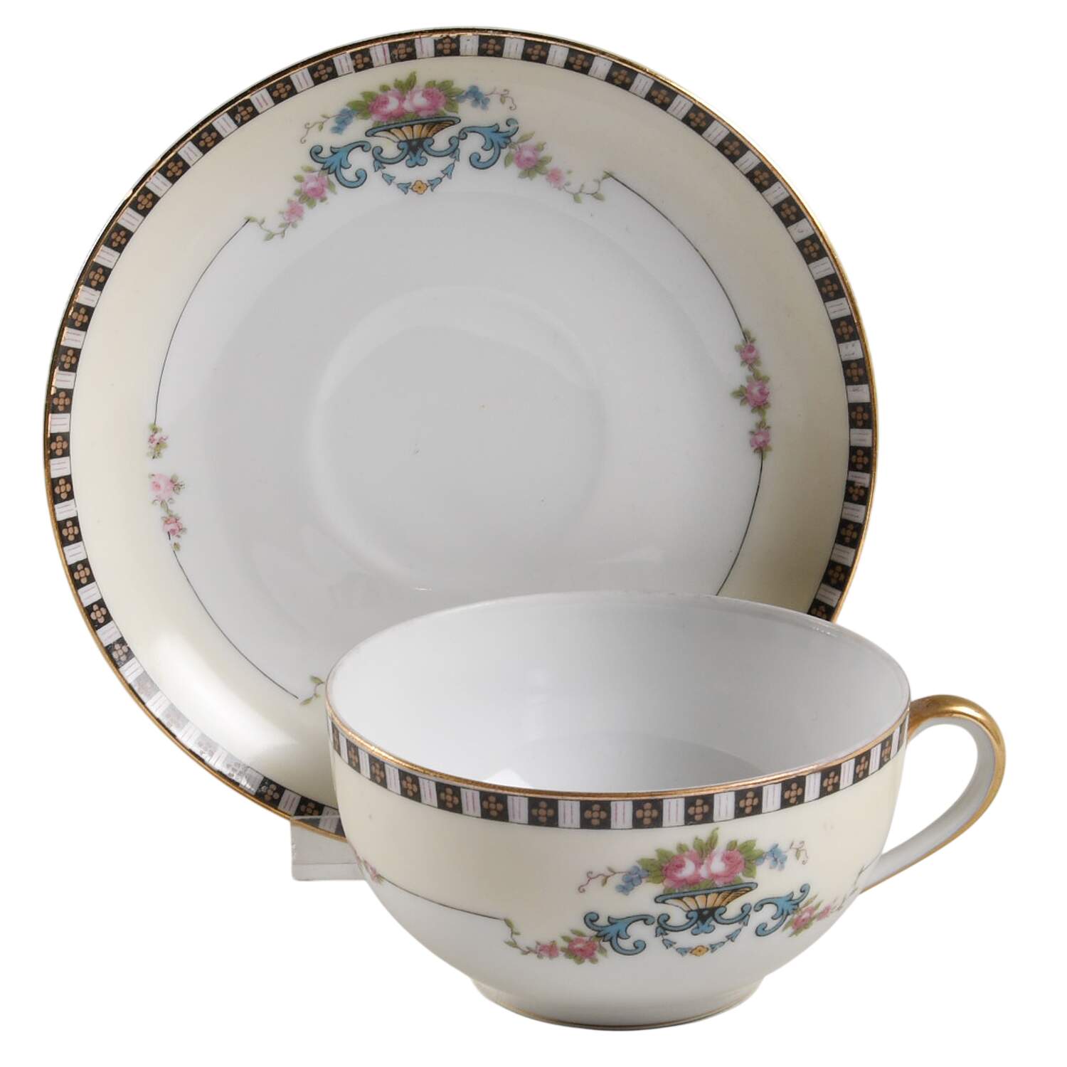 N622 Flat Cup & Saucer Set by Noritake-1