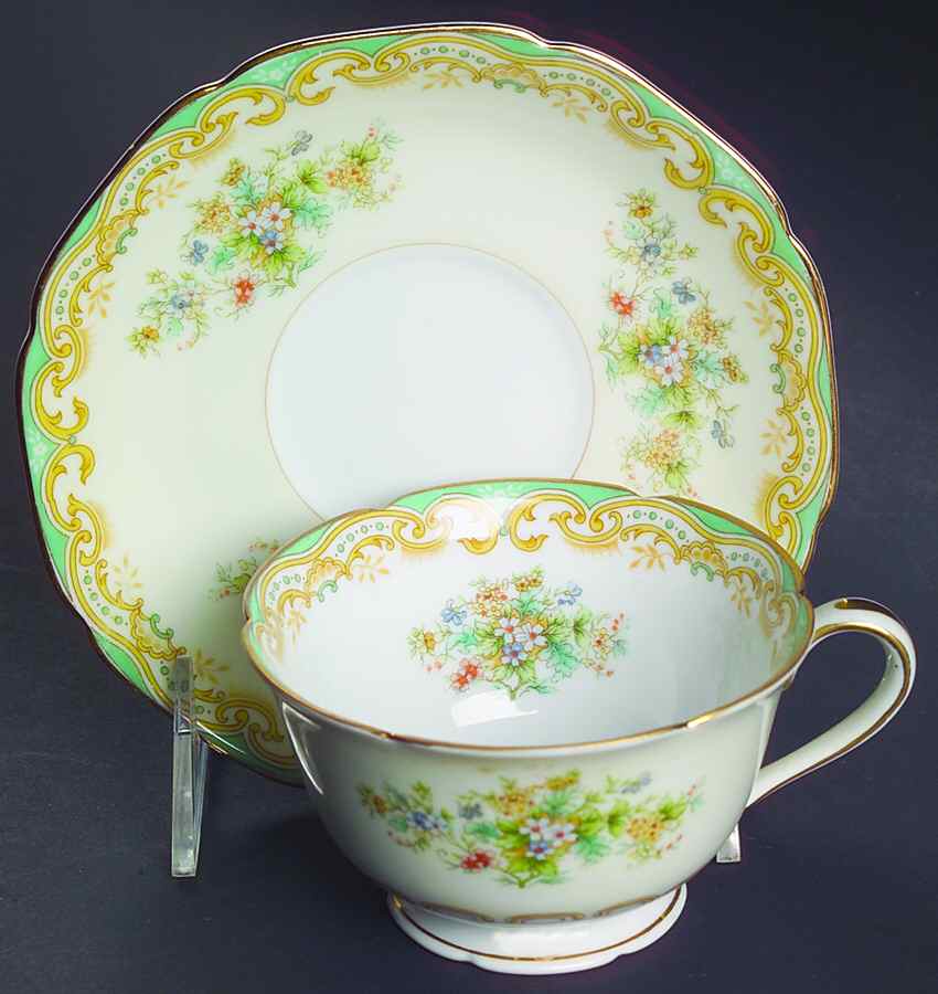 N650 Footed Cup & Saucer Set by Noritake-1