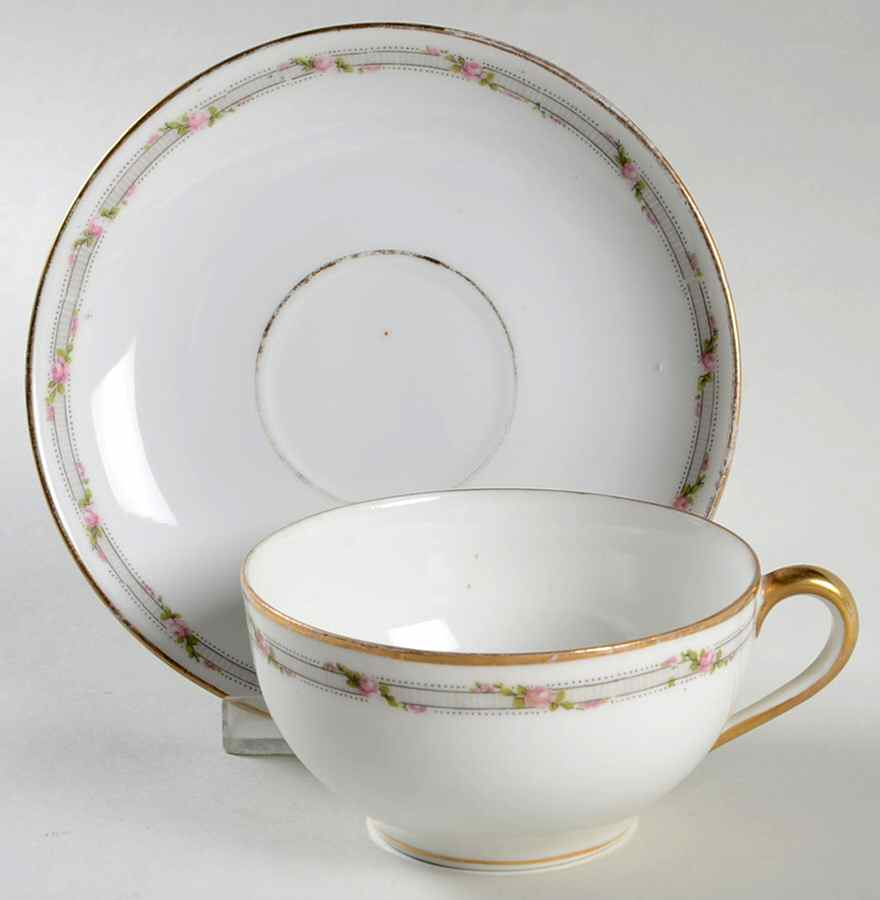 N668 Flat Cup & Saucer Set by Noritake-1