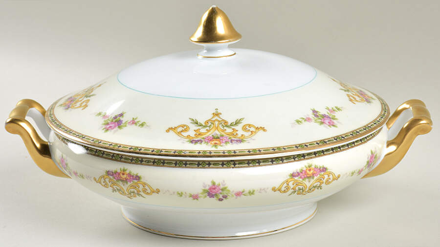 N672 Round Covered Vegetable by Noritake-1