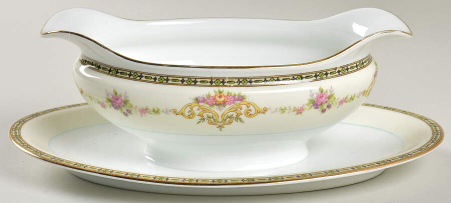 N672 Gravy Boat with Attached Underplate by Noritake-1