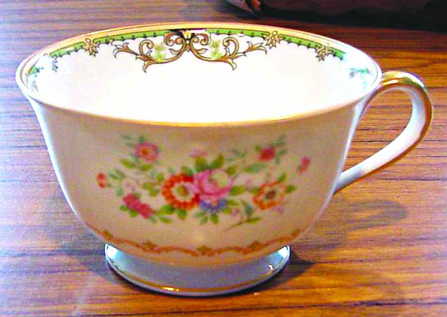 N686 Footed Cup by Noritake-1