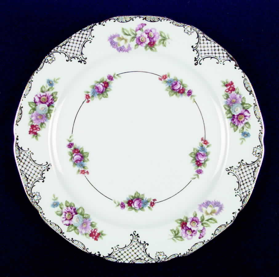 N696 Dinner Plate by Noritake-1