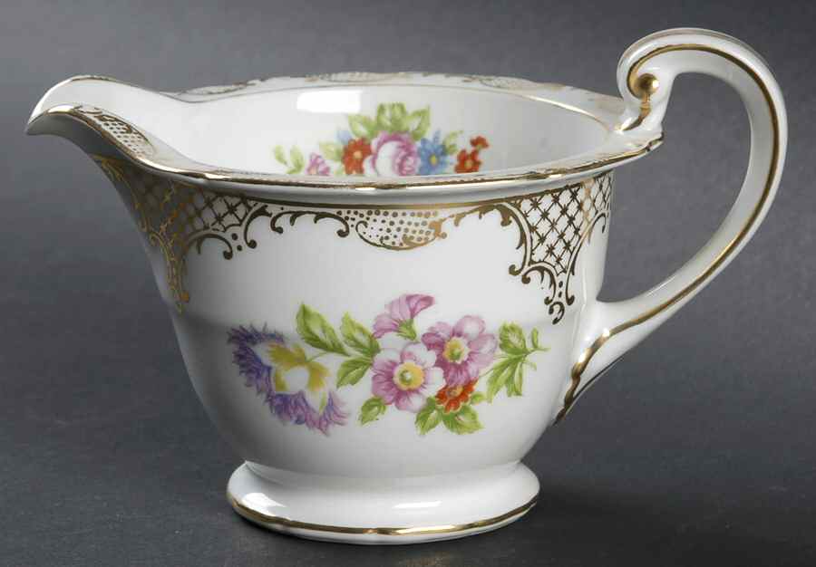 N696 Creamer by Noritake-1