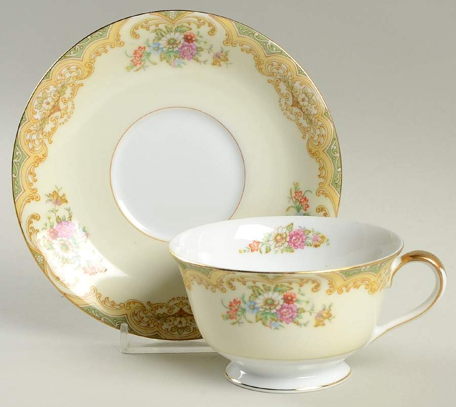 N72 Footed Cup & Saucer Set by Noritake-1
