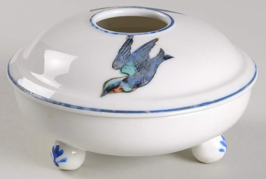 N734 Hair Receiver & Lid by Noritake-1