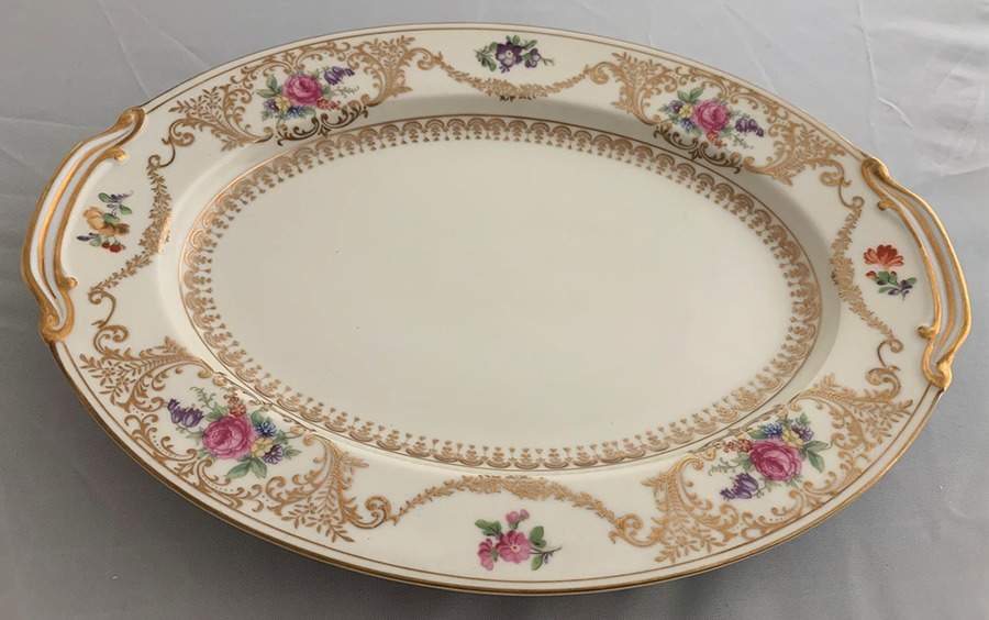 N742 12" Oval Serving Platter by Noritake-1