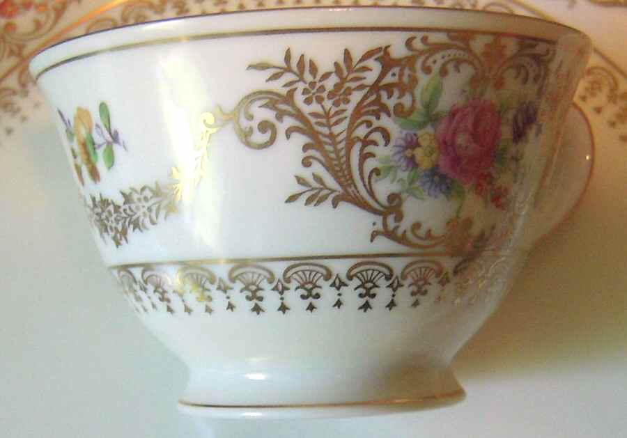 N742 Footed Cup by Noritake-1