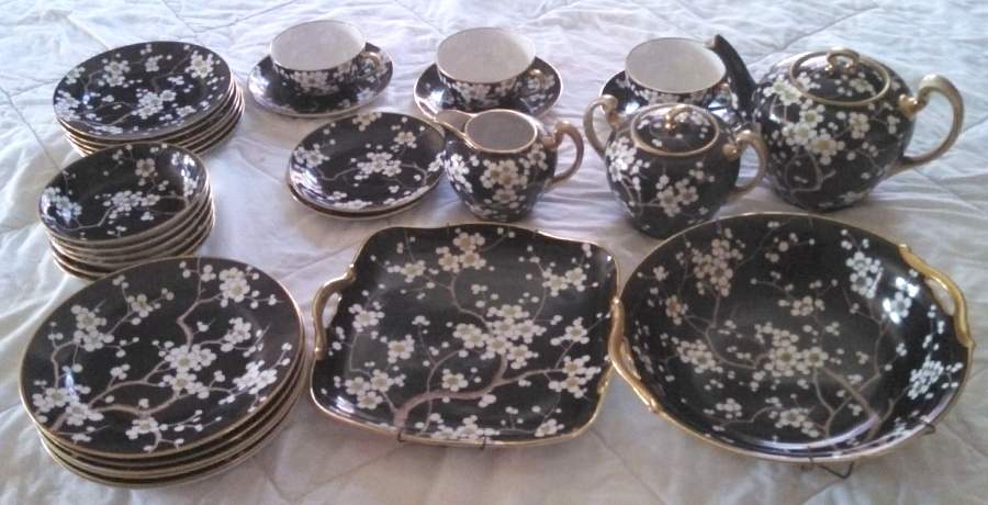 N772 Black Square Handled Cake Plate by Noritake-1