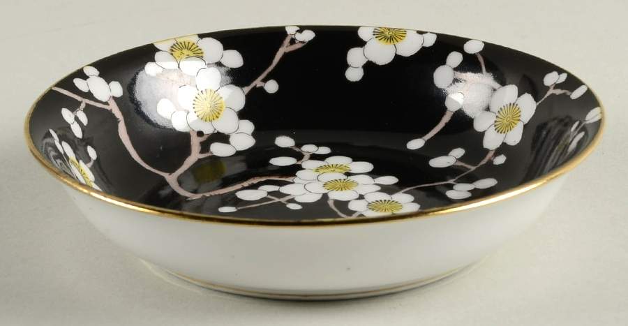 N772 Black Fruit/Dessert (Sauce) Bowl by Noritake-1