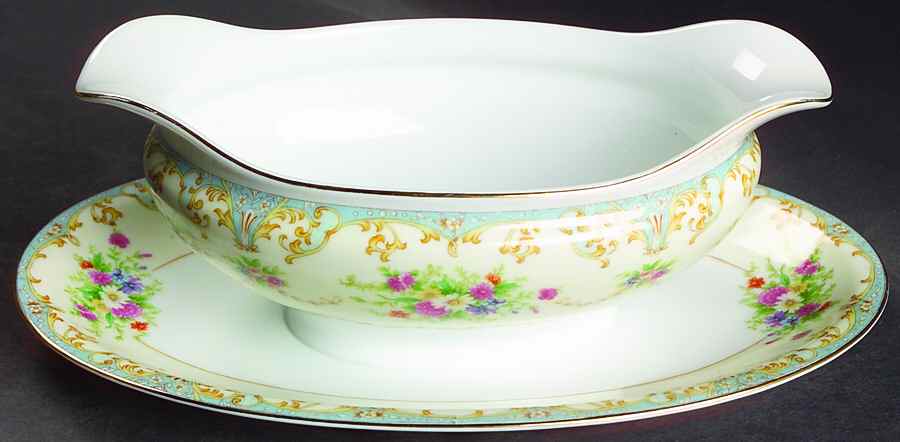N777 Gravy Boat with Attached Underplate by Noritake-1