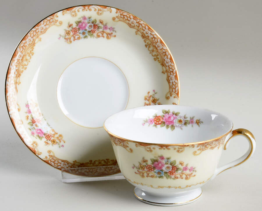 N79 Footed Cup & Saucer Set by Noritake-1