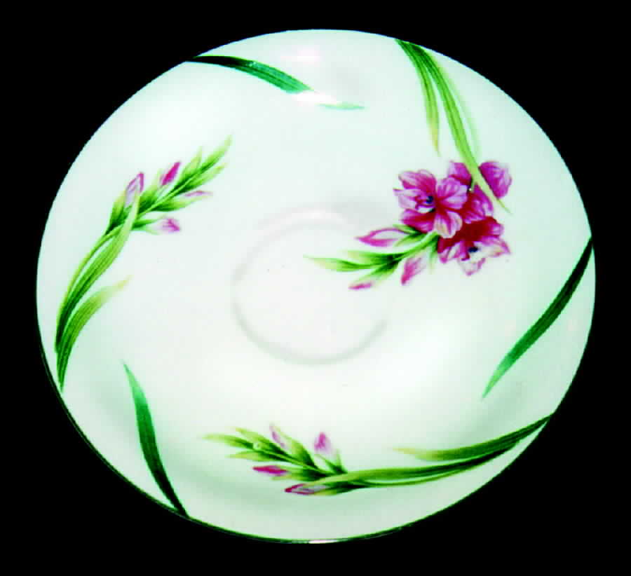 Karen (Platinum Trim) Saucer by Noritake-1