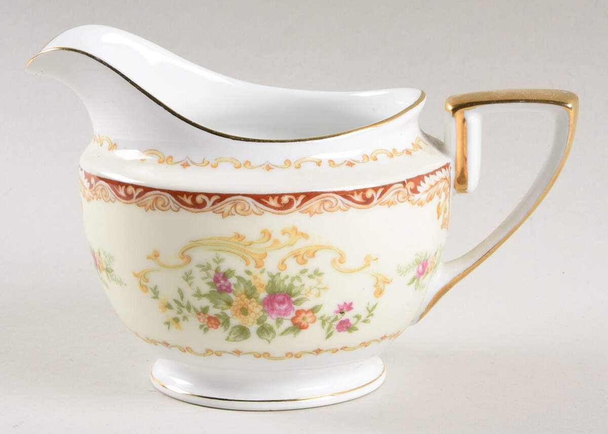N796 Creamer by Noritake-1