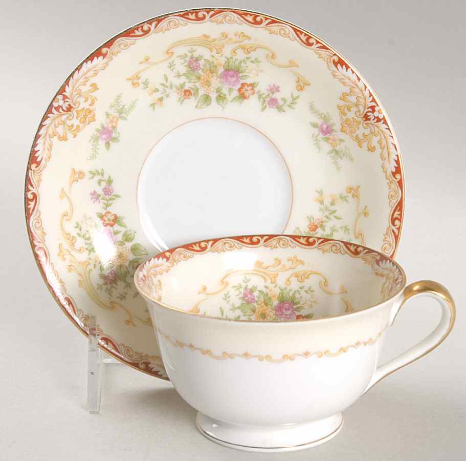 N796 Footed Cup & Saucer Set by Noritake-1