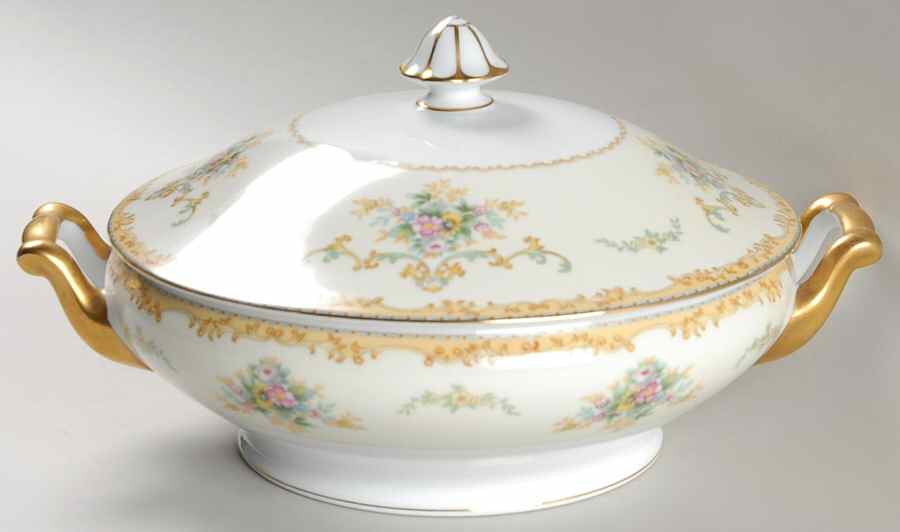 N82 Round Covered Vegetable by Noritake-1