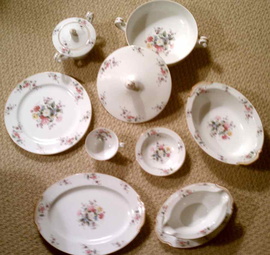 N824 14" Oval Serving Platter by Noritake-1