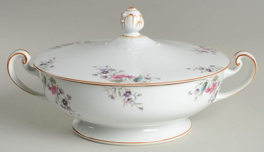 N824 Round Covered Vegetable by Noritake-1