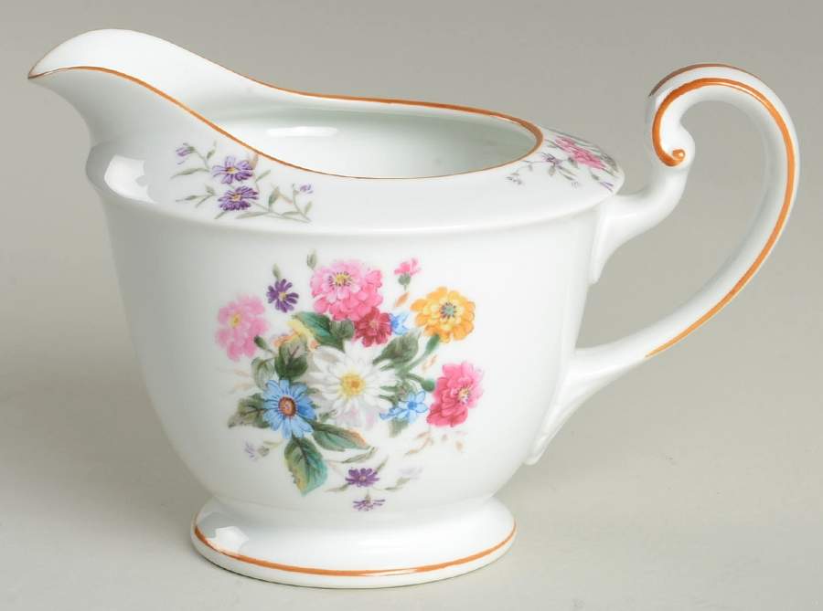 N824 Creamer by Noritake-1