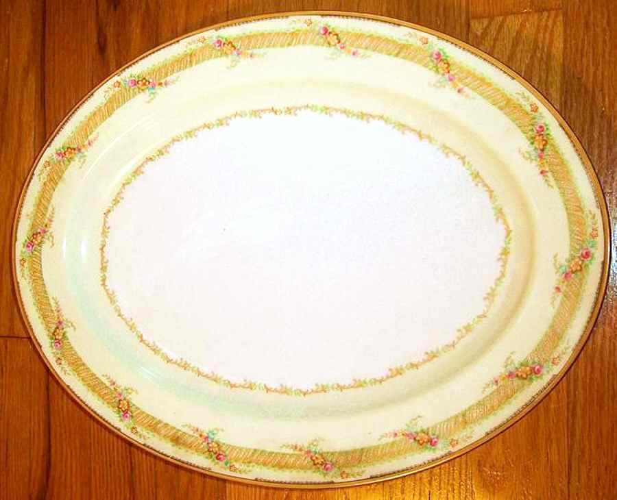 N847 16" Oval Serving Platter by Noritake-1