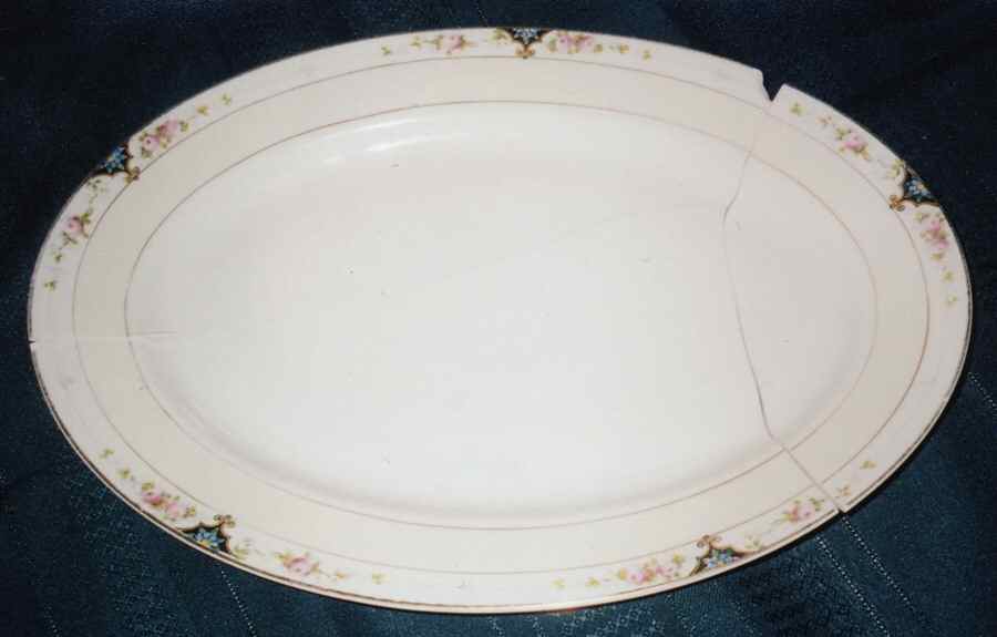 N882 11" Oval Serving Platter by Noritake-1