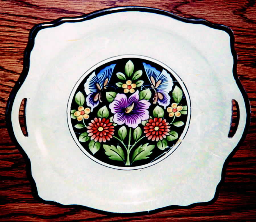 N889 Handled Cake Plate by Noritake-1