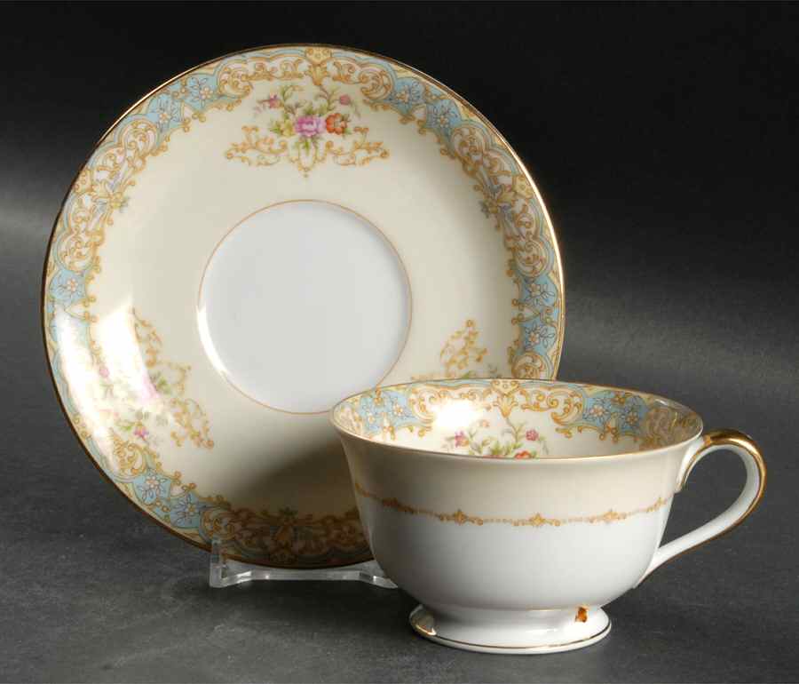 N89 Footed Cup & Saucer Set by Noritake-1