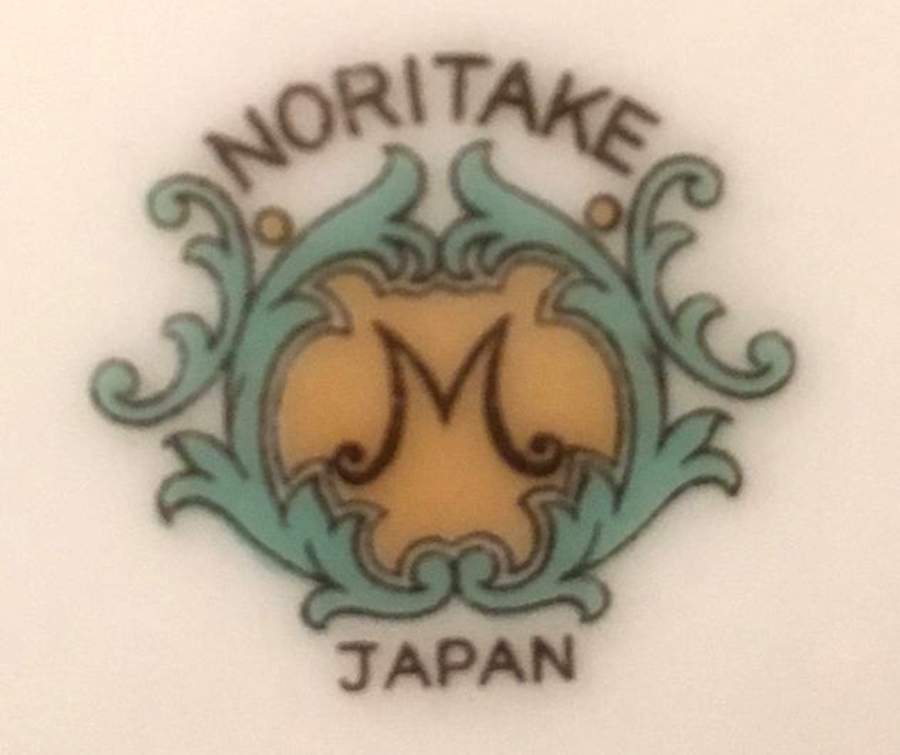 N89 Round Covered Vegetable by Noritake-1