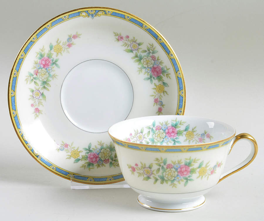 N894 Footed Cup & Saucer Set by Noritake-1