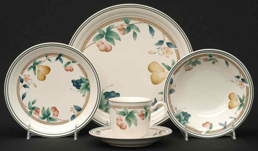 Nature's Bounty 5 Piece Place Setting by Noritake-1