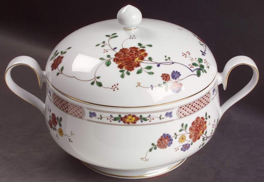Nanking Tureen &  Lid by Noritake-1
