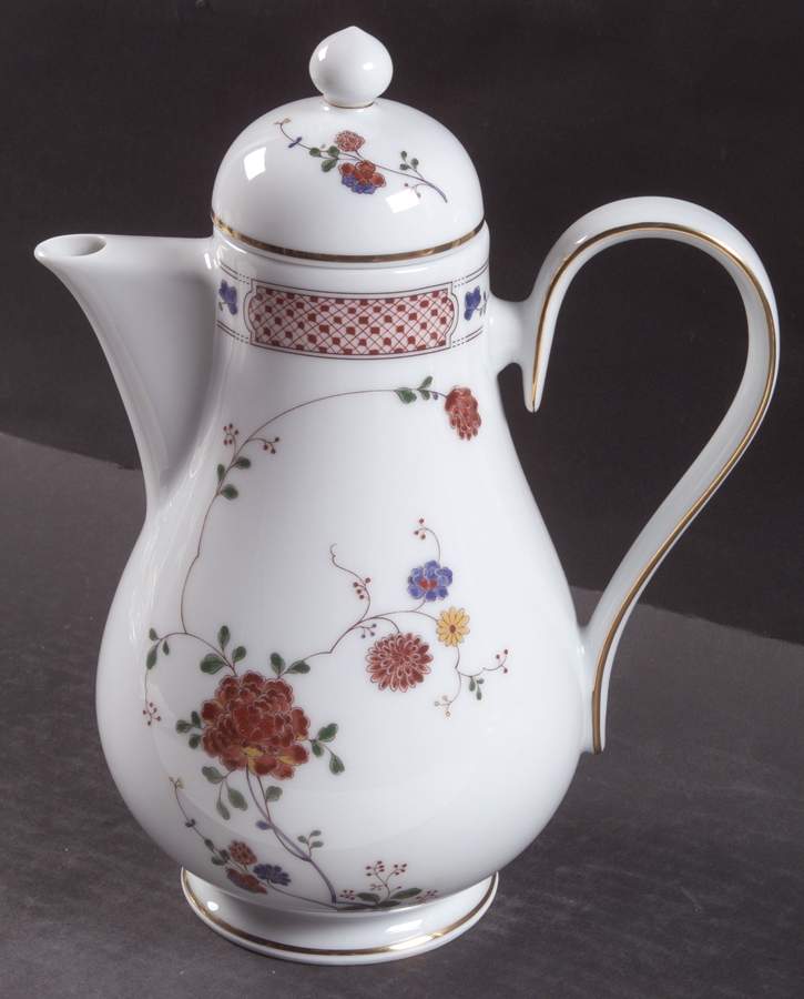 Nanking Coffee Pot & Lid by Noritake-1
