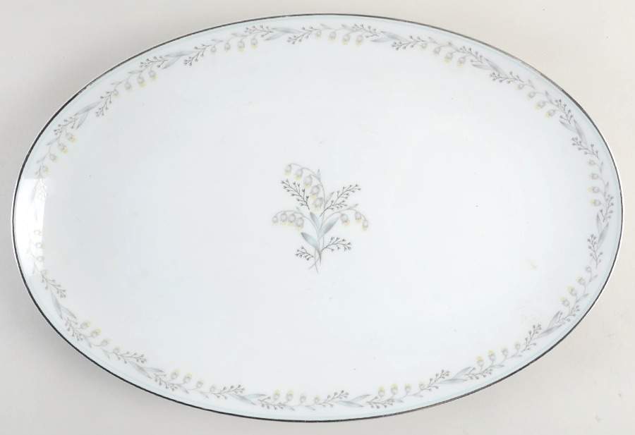 Natalie 16" Oval Serving Platter by Noritake-1