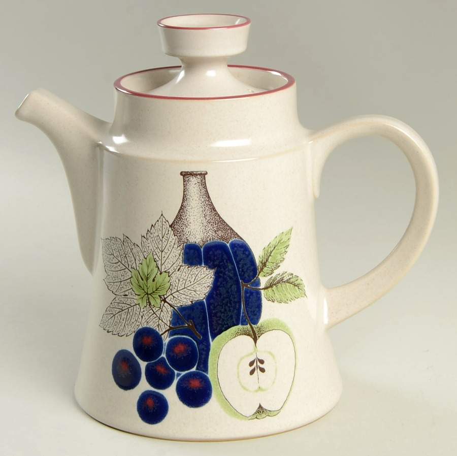 Napa Valley Tea/Coffee Pot & Lid by Noritake-1