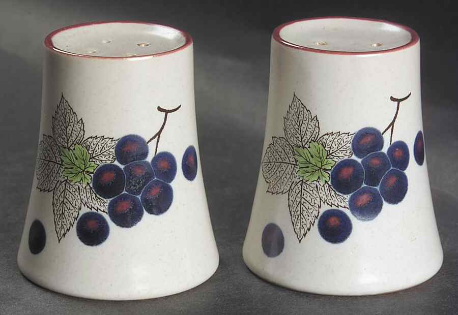 Napa Valley Salt & Pepper Set by Noritake-1