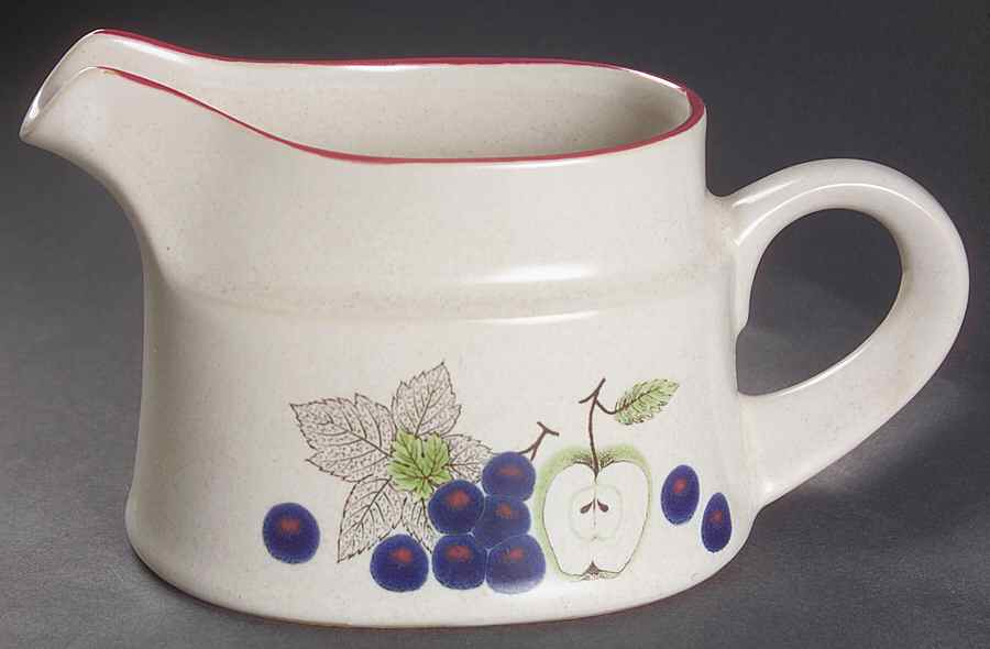 Napa Valley Gravy Boat by Noritake-1