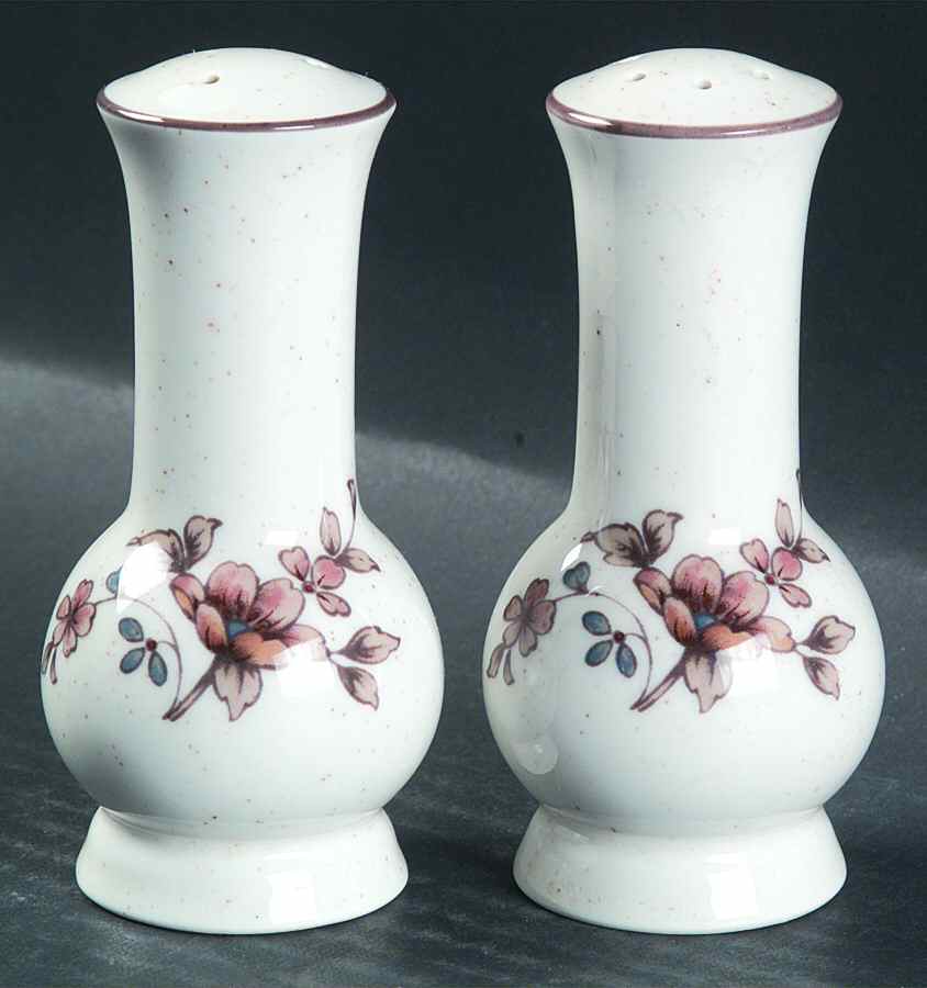 New Castle Salt & Pepper Set by Noritake-1