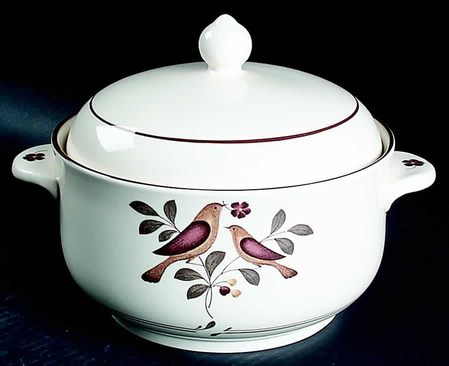 New Hope 1.25 Qt Round Covered Casserole by Noritake-1
