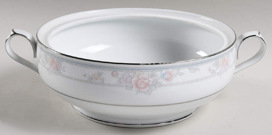 Newbury Round Vegetable No Lid by Noritake-1