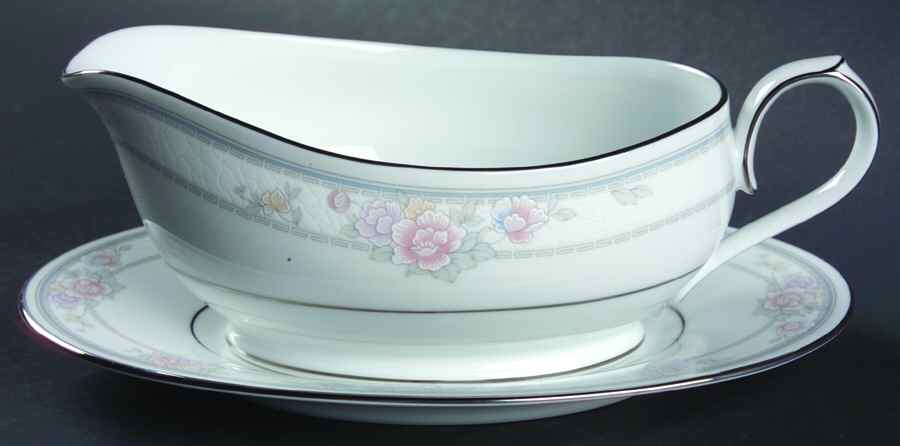 Newbury Gravy Boat & Underplate by Noritake-1