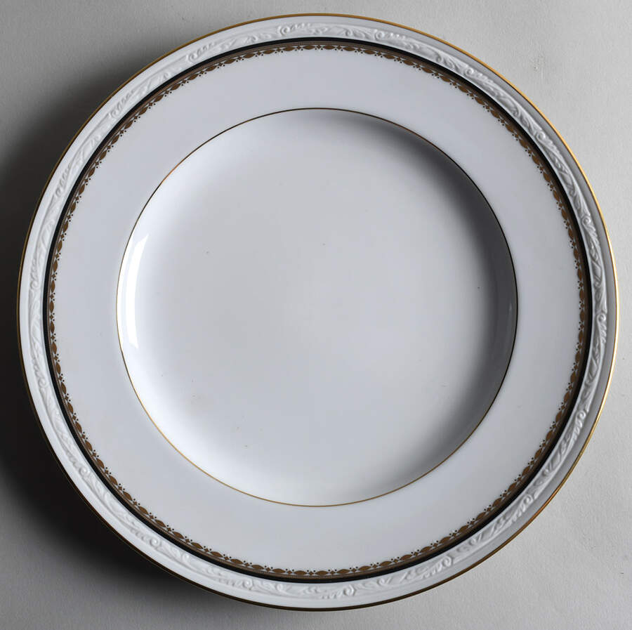 Newburg Dinner Plate by Noritake-1