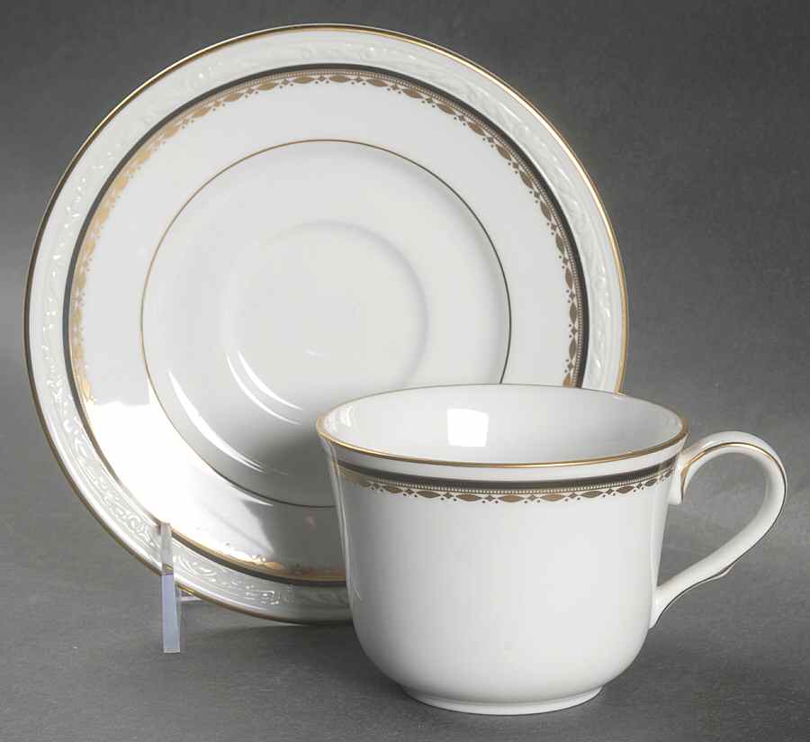 Newburg Flat Cup & Saucer Set by Noritake-1