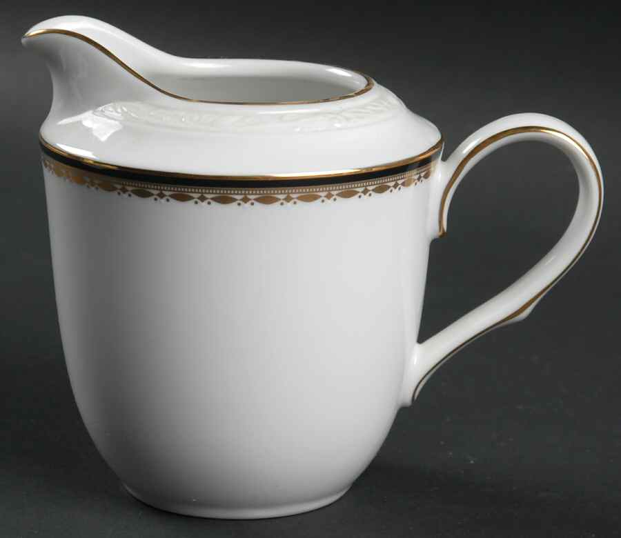 Newburg Creamer by Noritake-1