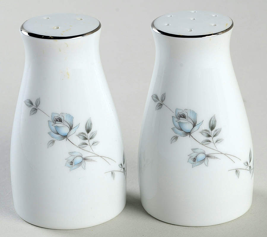 Nicolette Salt & Pepper Set by Noritake-1