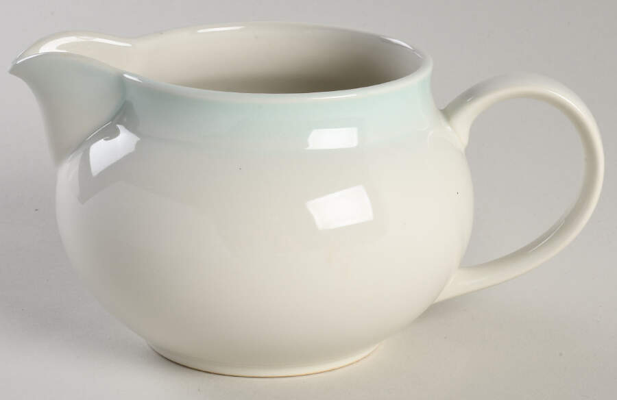 Nile Glow Gravy Boat by Noritake-1