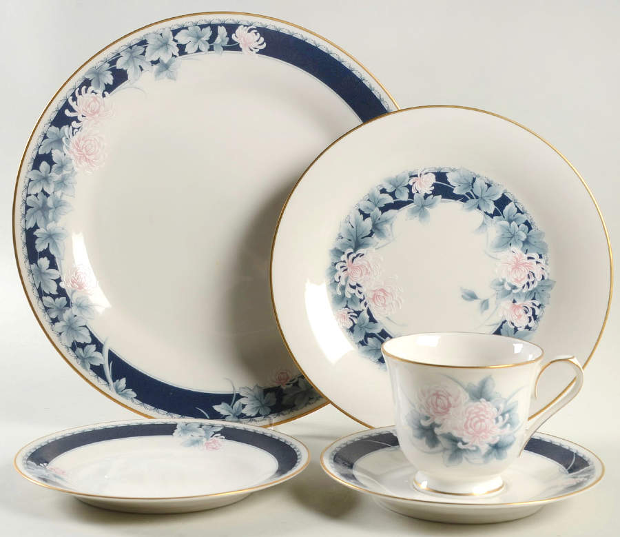Nightsong 5 Piece Place Setting by Noritake-1