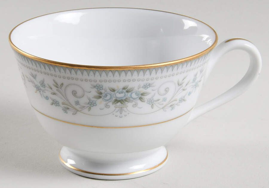 Noble Footed Cup by Noritake-1