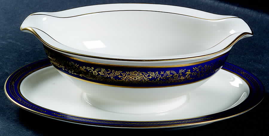 Noblesse Gravy Boat with Attached Underplate by Noritake-1