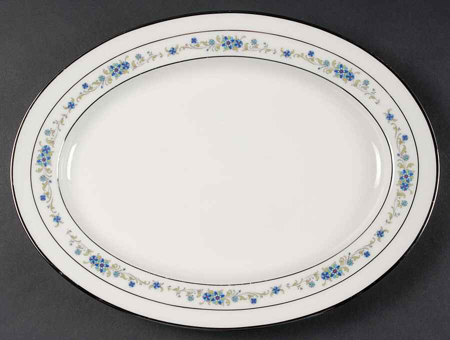Norma 13" Oval Serving Platter by Noritake-1